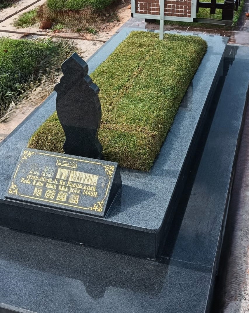 dapur kubur singapore granite body and tapak with real grass